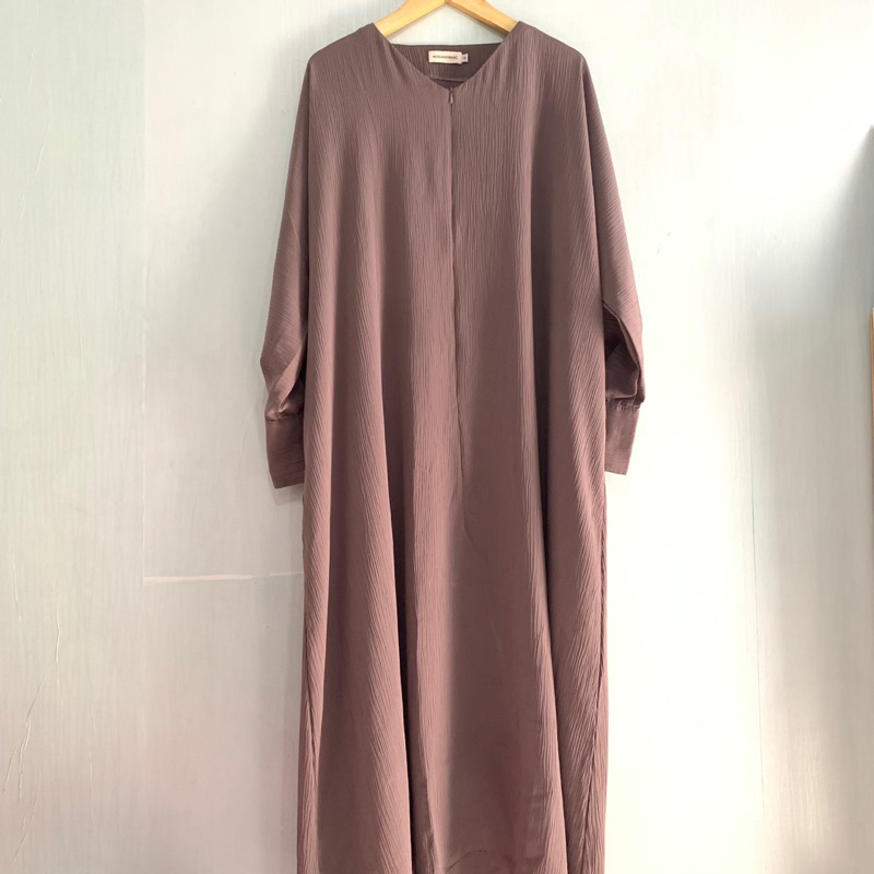 Preloved Muslimah Basic amara abaya S