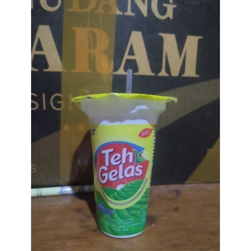 

teh gelas