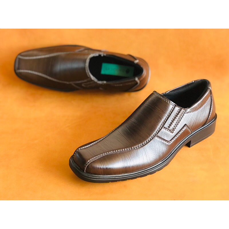 Dago Cat Sepatu Pantofel Formal Pria Original Model Kulit Serat Kayu