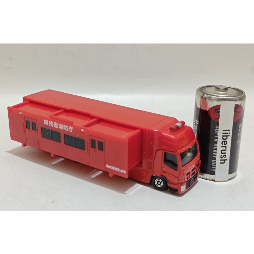 Diecast tomica isuzu giga base functional formable truck container