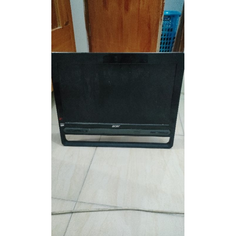 PC Al in one Acer aspire E1 ZC105