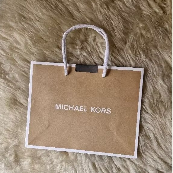 

Paperbag Michael Kors Branded Authentic 100%
