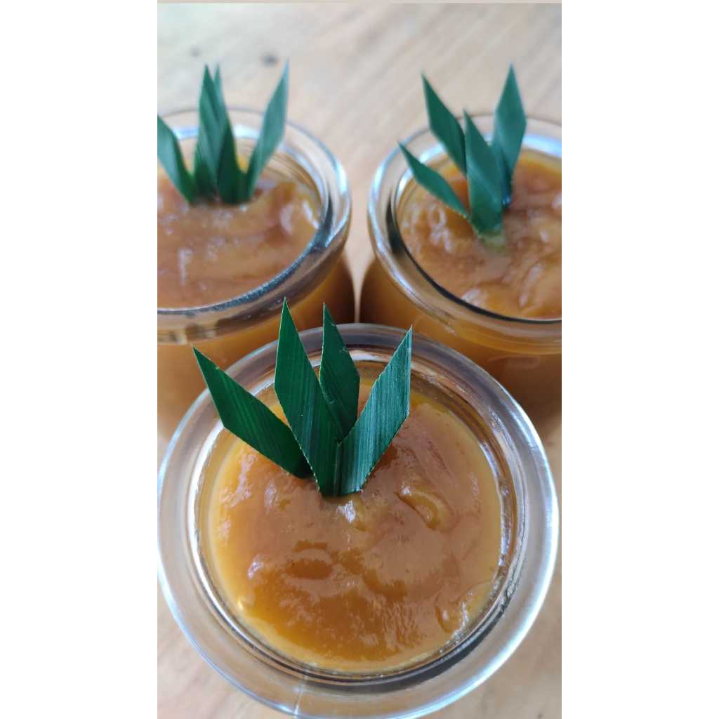 

SELAI SRIKAYA // SELAI SRIKAYA PANDAN