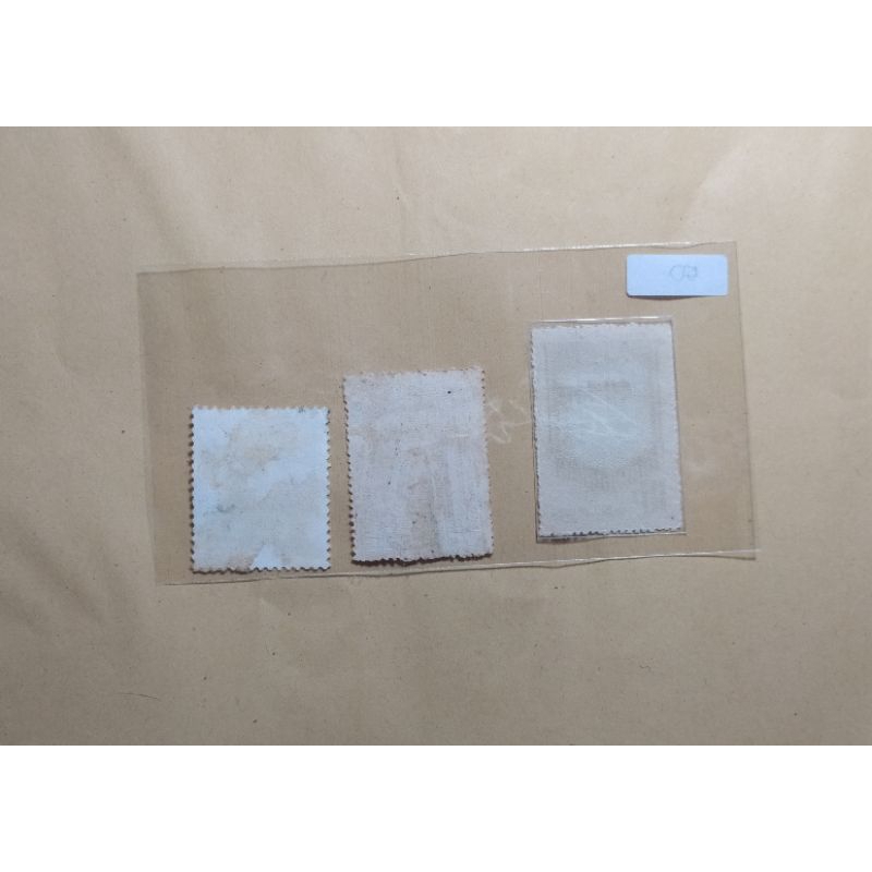 

prangko china lama 3 pcs 16,4,dan 8 kondisi sesuai gambar