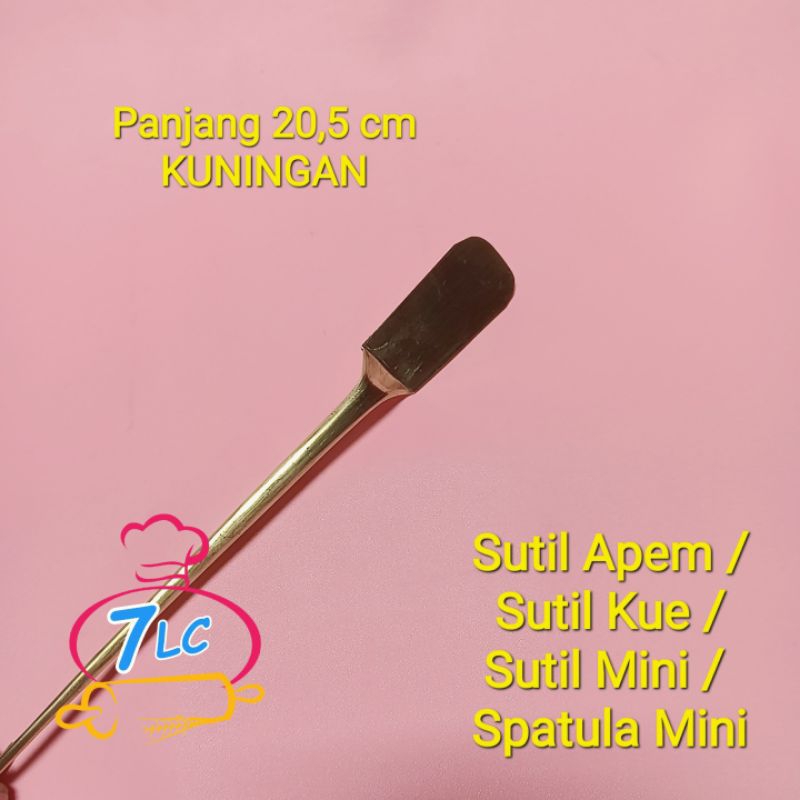 Sutil Apem Kuningan / Sutil kue gagang panjang / Spatula masak