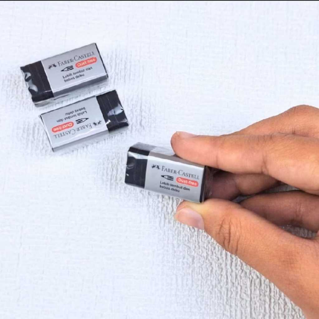 

FABERCASTELL Penghapus Pensil Hitam Putih Kecil #A01