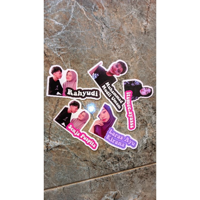 

stiker nama foto
