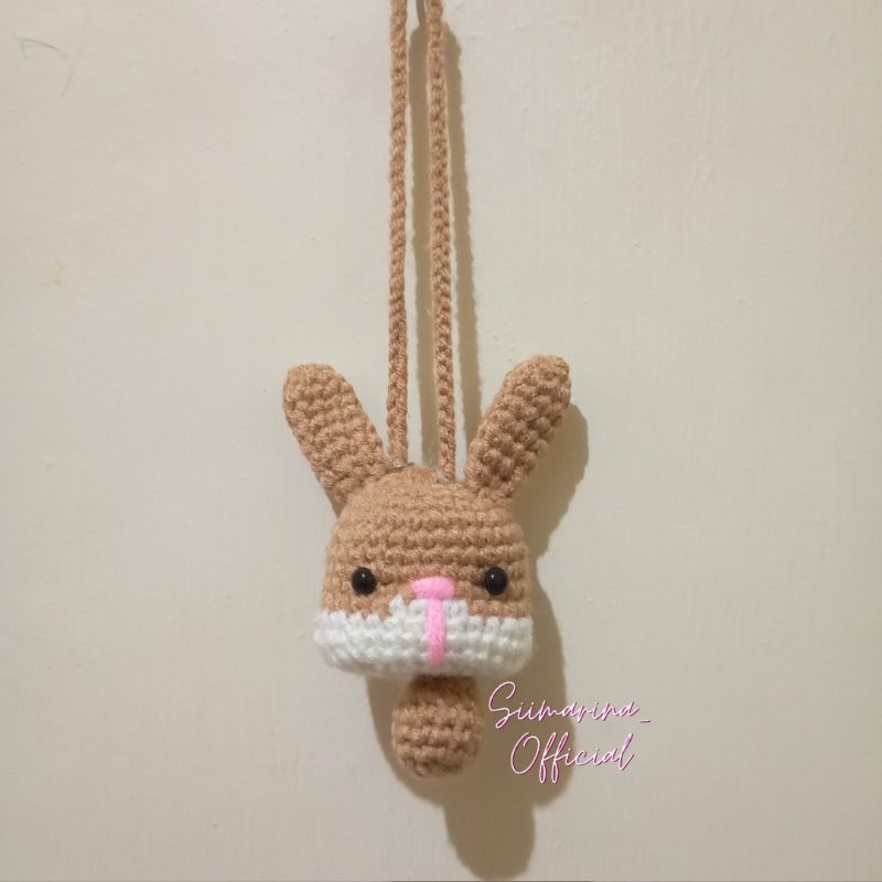 

Crochet Bookmark and bag charm / Rajut pembatas buku dan gantungan tas