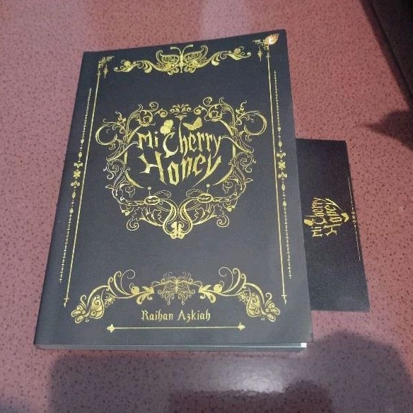 

Novel Mi Cherry Honey