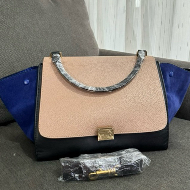 ❌ sold ❌ preloved celine trapeze bag tricolor VVGC