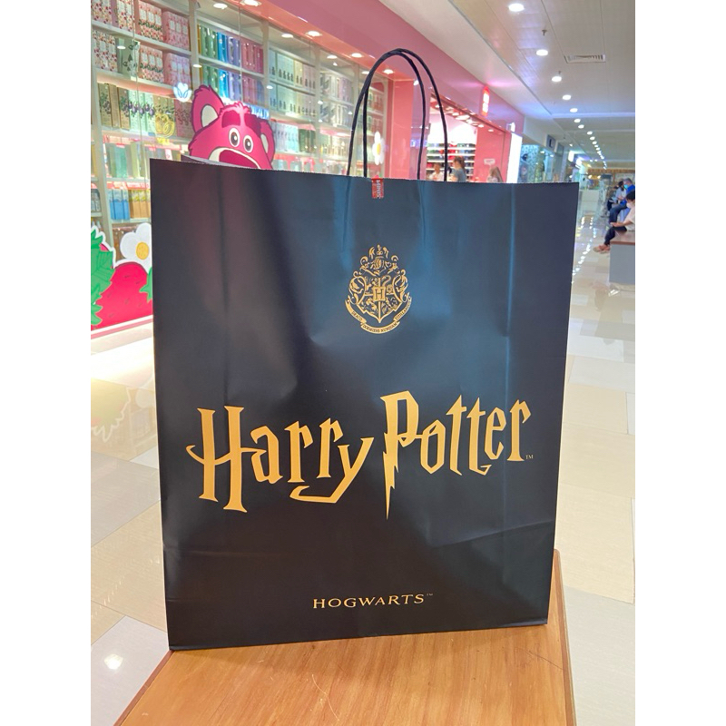 

Miniso x Harry Potter Paper Bag - Black