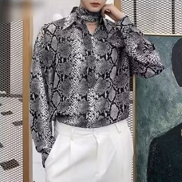 kemeja motif ular pria
