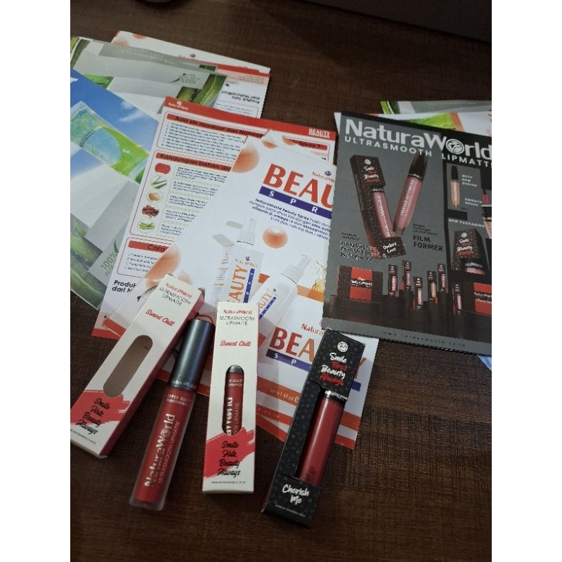 Natura Beauty Lippmate natura world lipstik