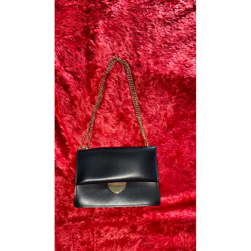 PL miniso shoulderbag/slingbag