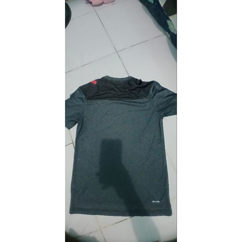 kaos adidas running
