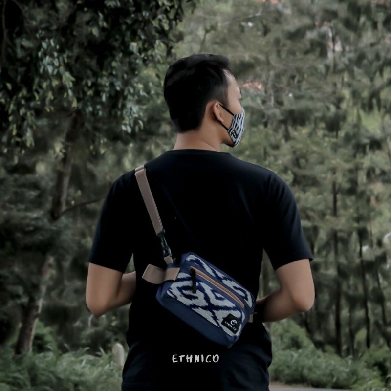 LIMITED  Tas selempang hand bag sling bag rajut etnik tenun / Hand bag pria