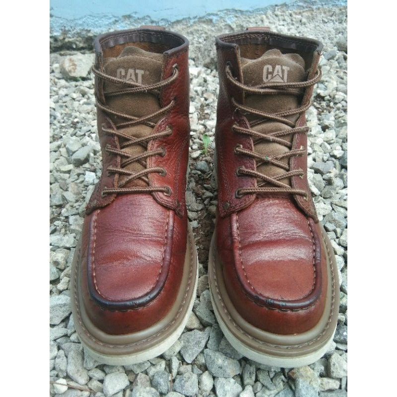 Sepatu Boots Kulit Moctoe Caterpillar Darkbrown