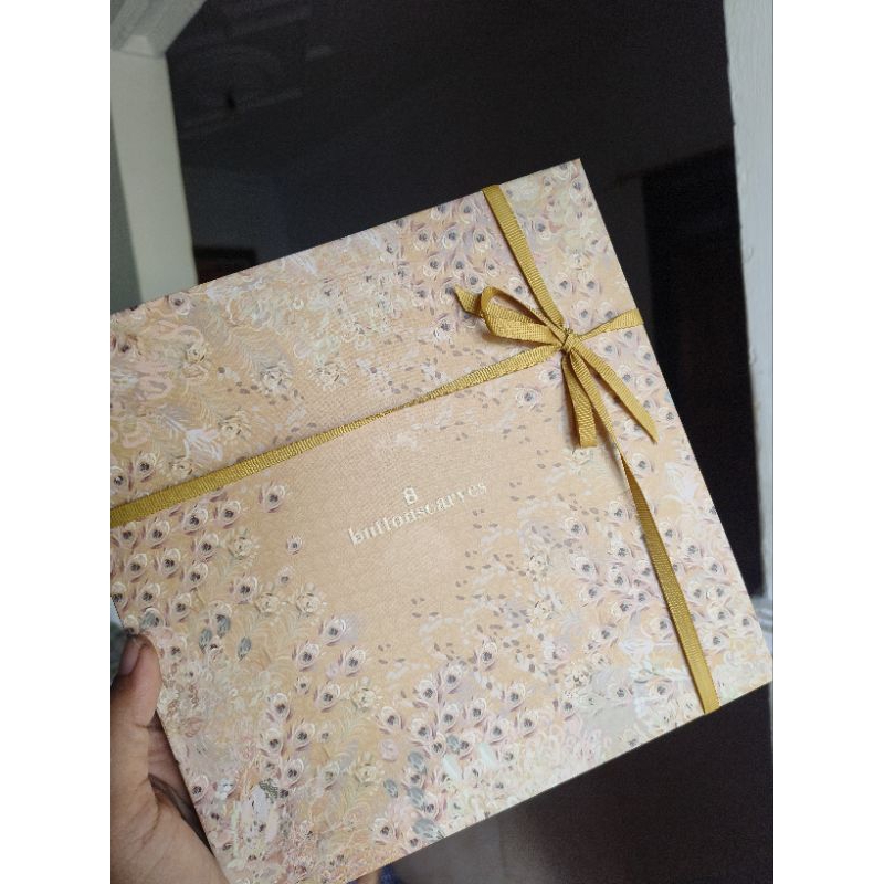 buttonscarves ederra curry