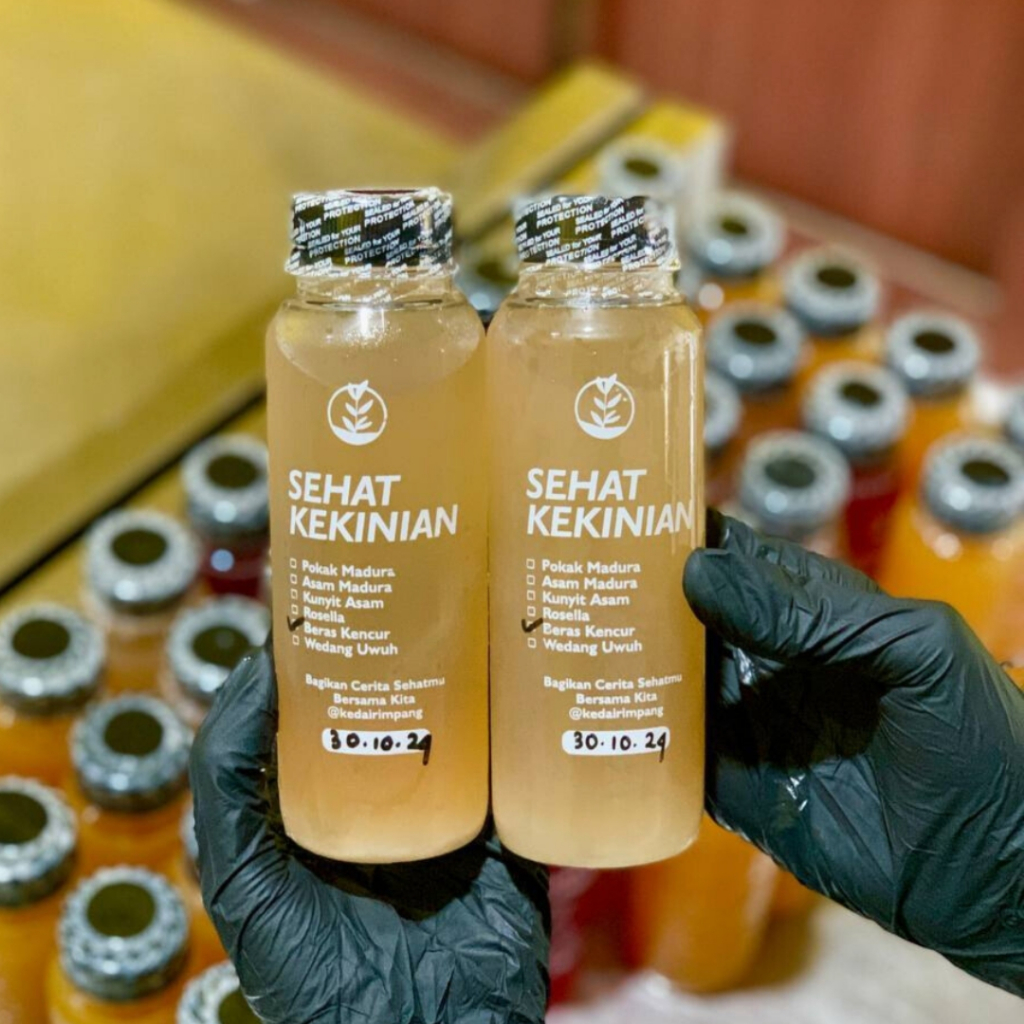 

Jamu Beras Kencur Minuman Sehat Kekinian Kedai Rimpang
