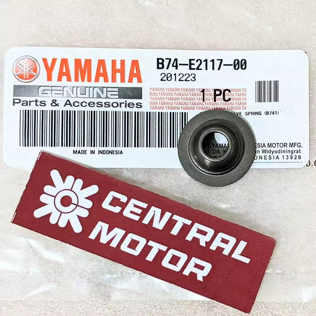 B74-E2117 Topi Klep Atas Xmax X Max Original Yamaha Genuine Parts B74-E2117-00