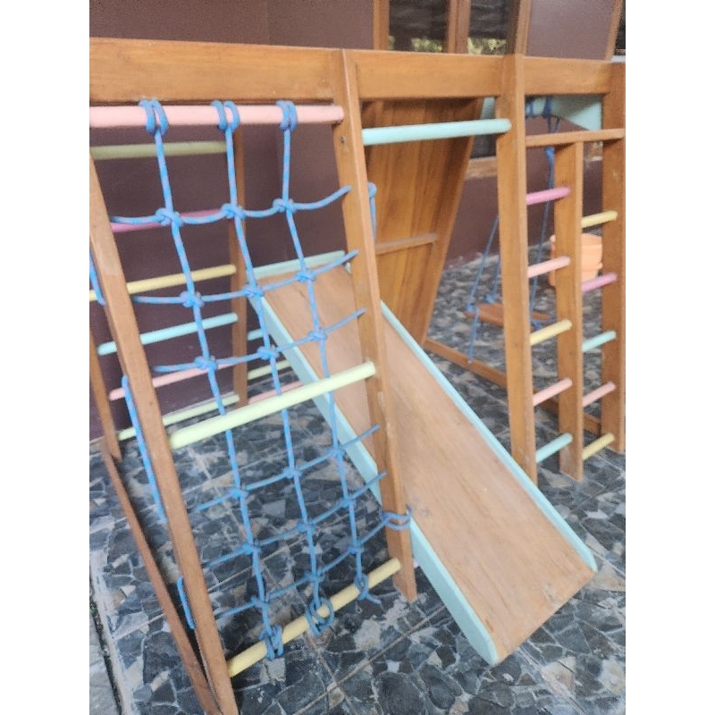 Monkey Bar / Baby Gym / Tangga Brakiasi PRELOVED