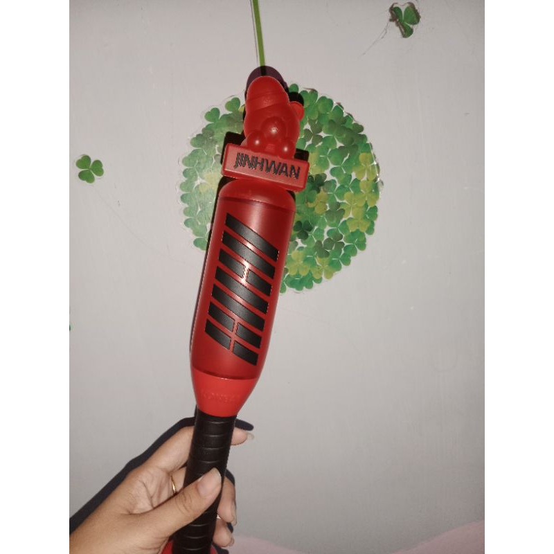 Konbat Japan iKON dan Topper Jinhwan ver 1