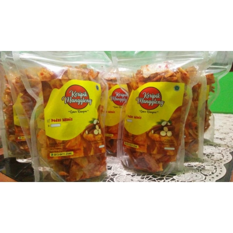 

Mangkleng Singkong Pedas Manis 1 kg