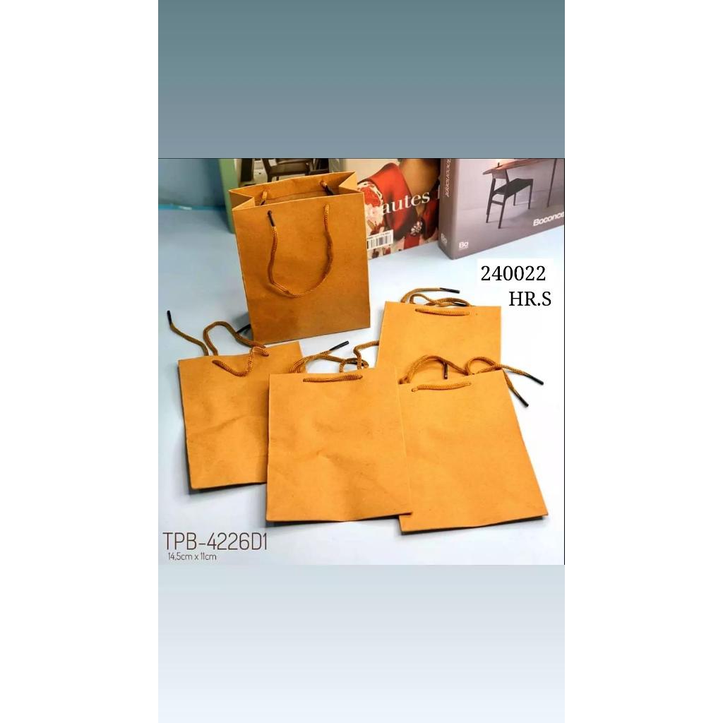 

PAPPER BAG PIGORA COKELAT POLOS KECIL (12 PCS)