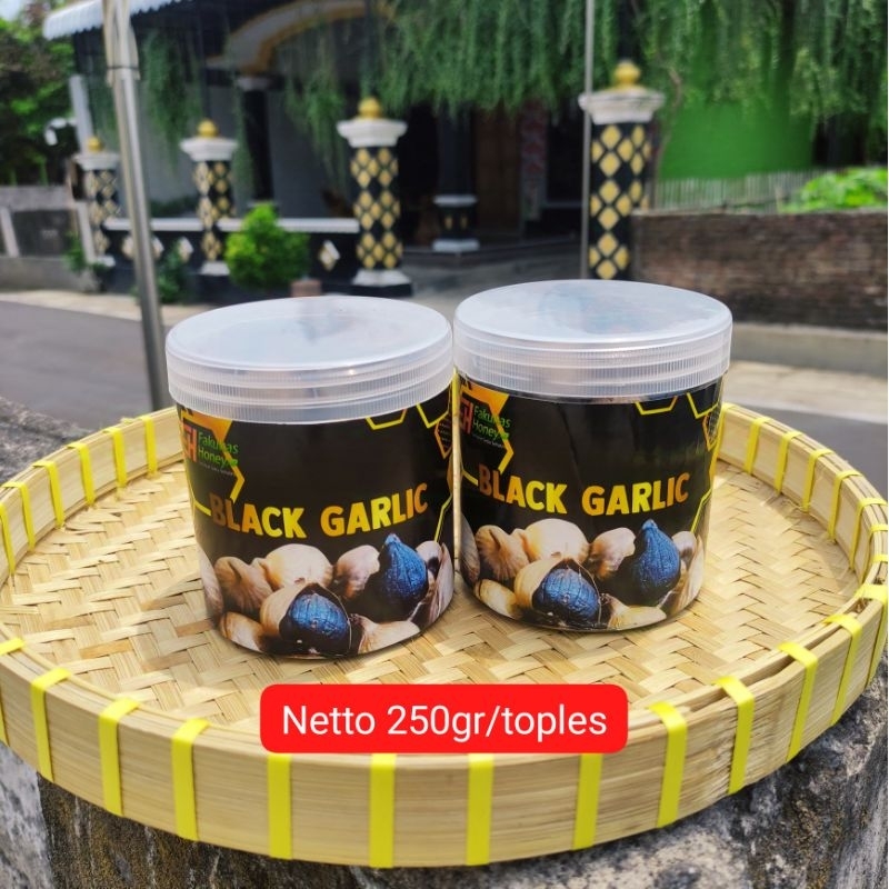 

250gr Black Garlic size medium Bawang Hitam Bawang Lanang Bawang Tunggal Fermentat 35 Hari