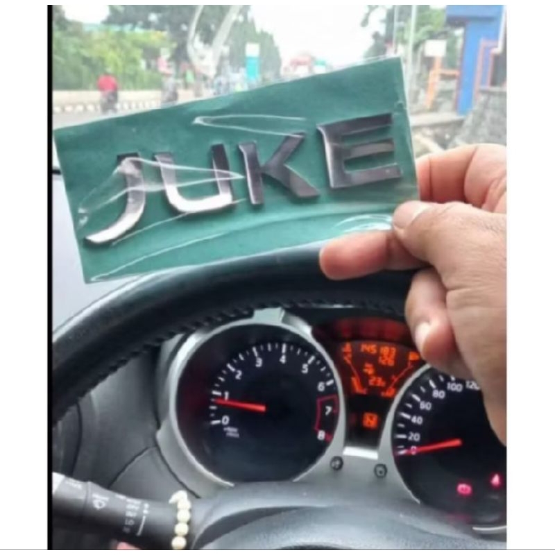 EMBLEM LOGO NISSAN JUKE