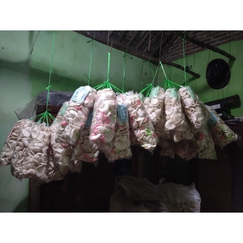 

Ukf5Pc6F4H (Kuliner.Kita) Krupuk Goreng Pasir Rasa Manis +/- 220 - 250 Gram