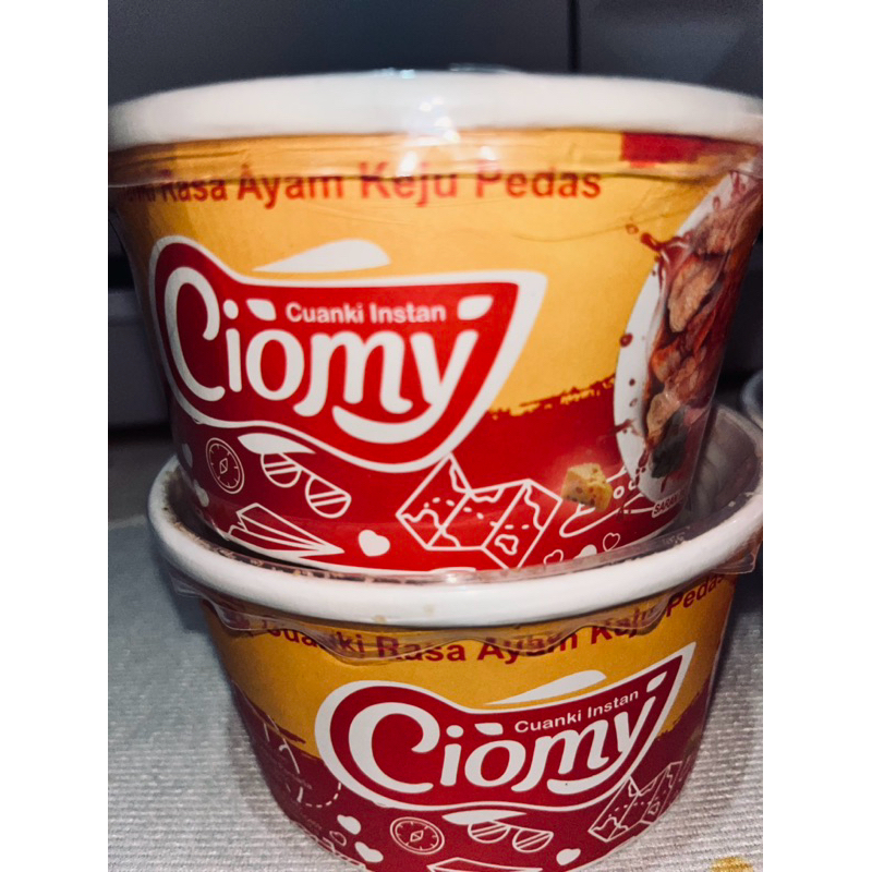 

Ciomy Cuanki Instan Ayam Keju Pedas