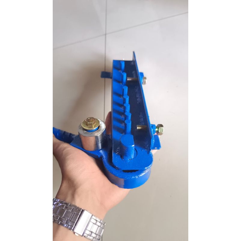 Alat penekuk pembengkok bending besi beton ulir kuat