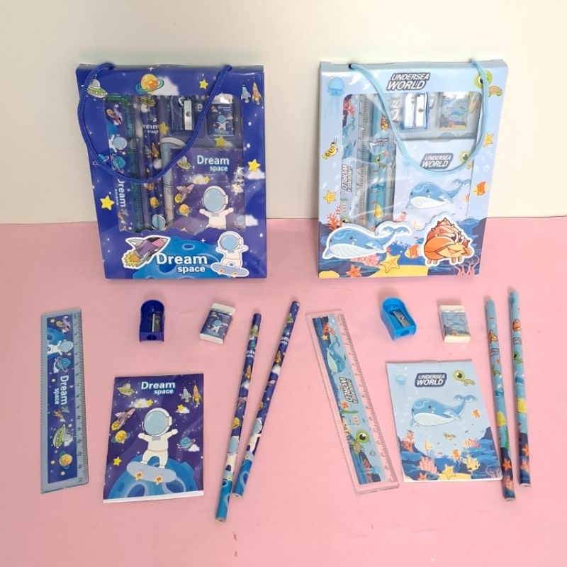 

Alat Tulis Stationary Set+ Box Viral Space Shark Sea Sanrio Cinnamoroll Kuromi Melody Bingkisan Souvenir Anak