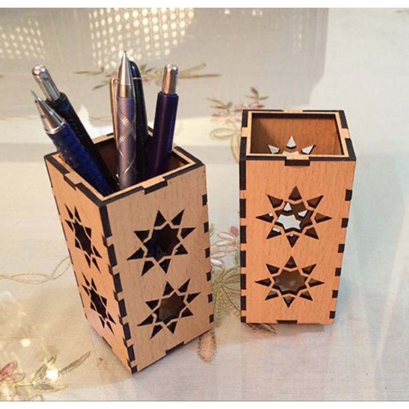 

Tempat pencil bintang kerajinan kayu 6x10 cm