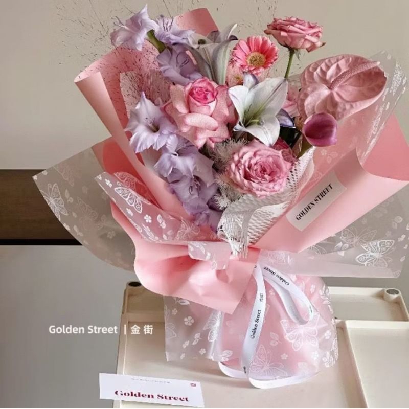 

Kertas buket bunga cellophane motif kupu-kupu