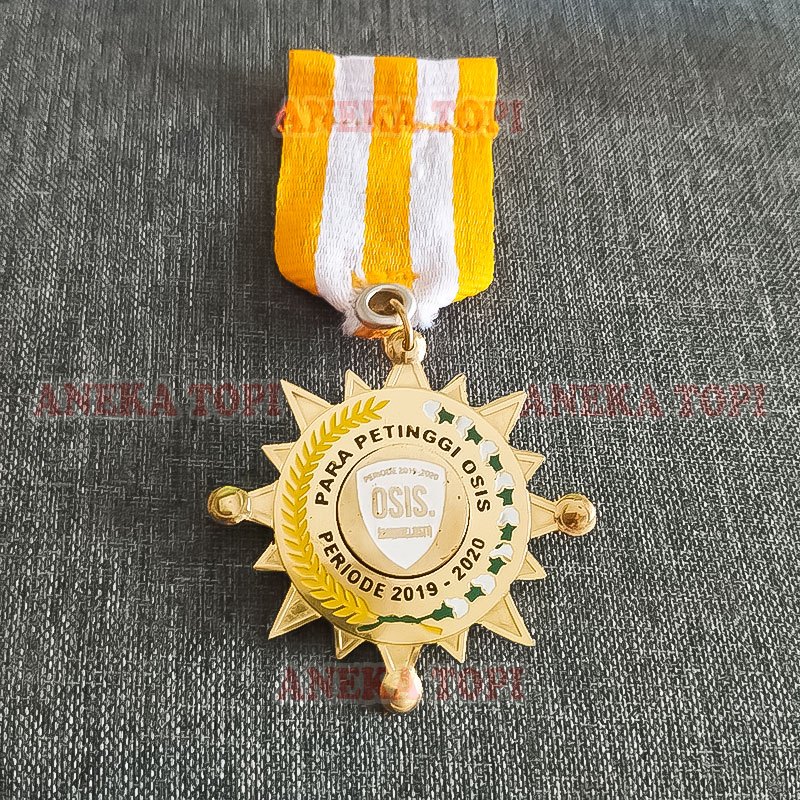 Pin Bintang Jasa Osis Pin Tanda Jasa Logo Osis Sekolah - Aneka Topi