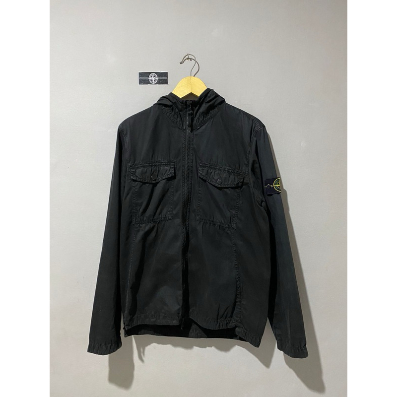 ovs hitam stone island