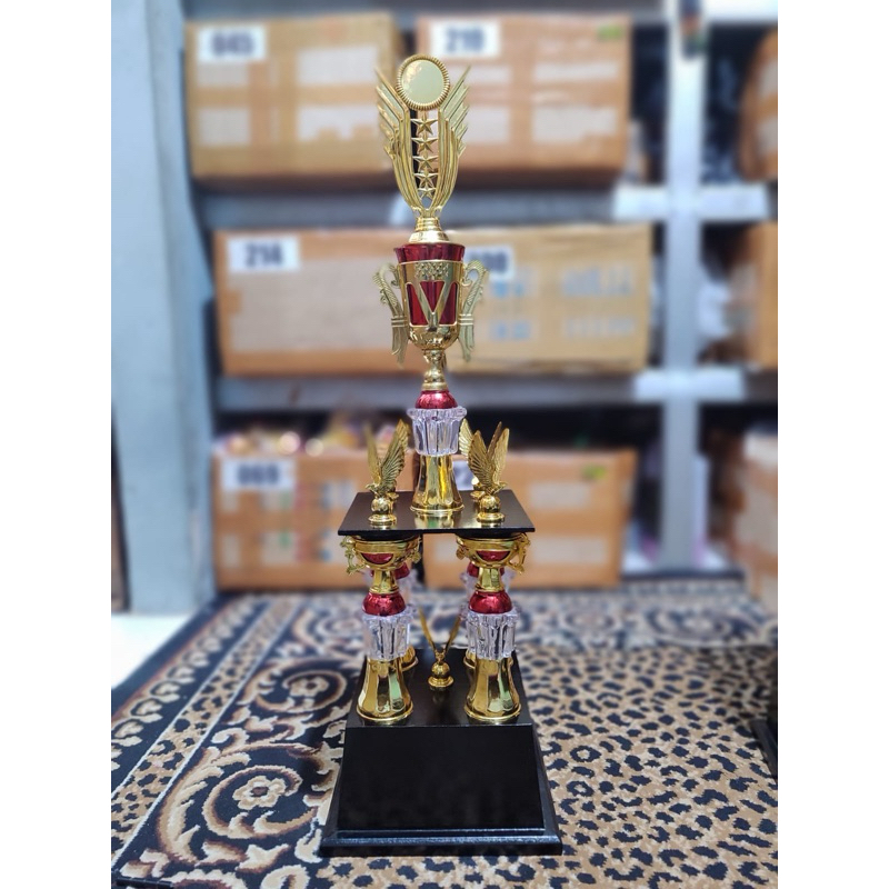 Piala Kaki 4 Tinggi Mewah 90cm B113
