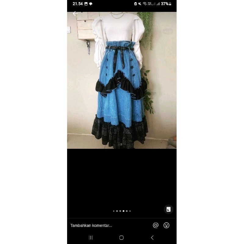 BAJU pl