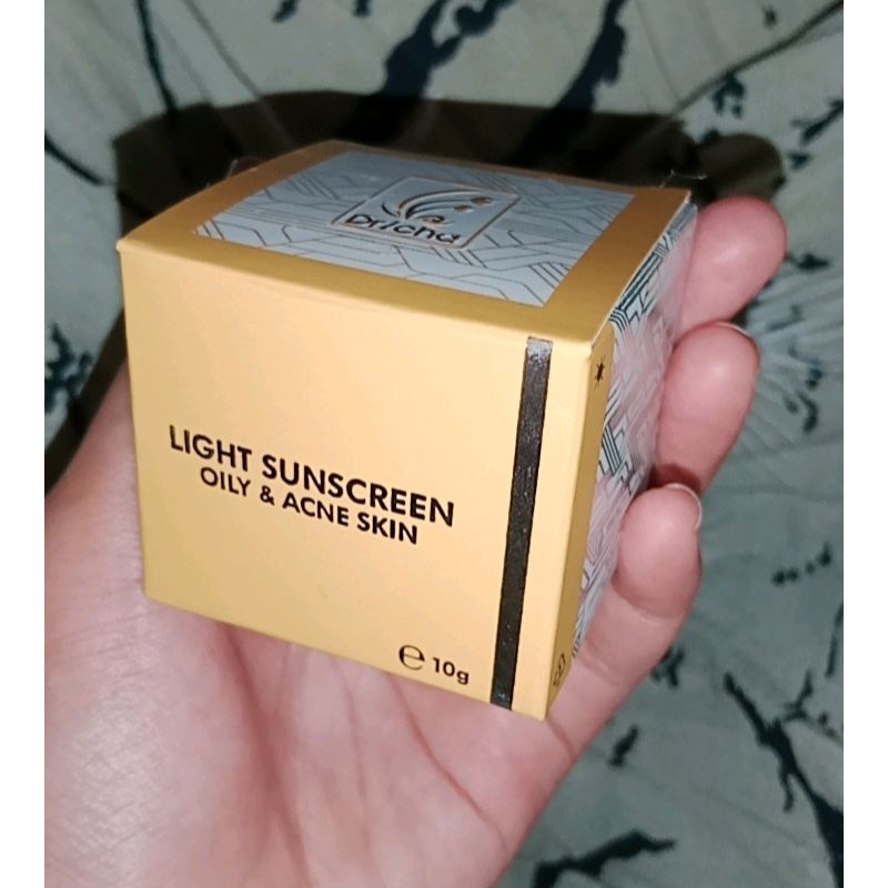 Light Sunscreen Dricha