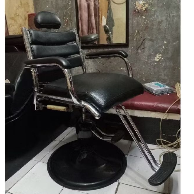 kursi salon hidrolik barbershop pangkas rambut bekas second preloved