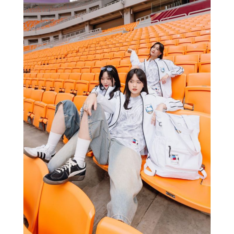 Erigo Tracksuit | JKT48 Hudson Polar Bear White