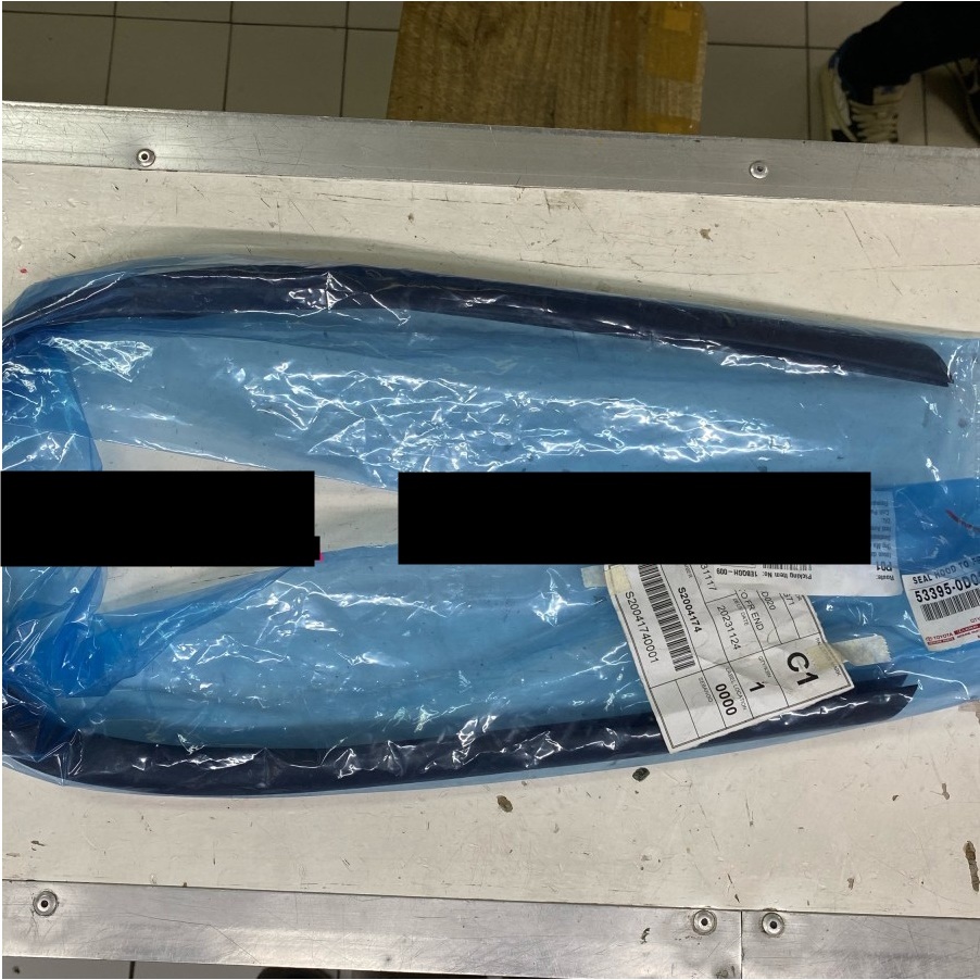 Seal hood-Karet grill depan Etios Valco