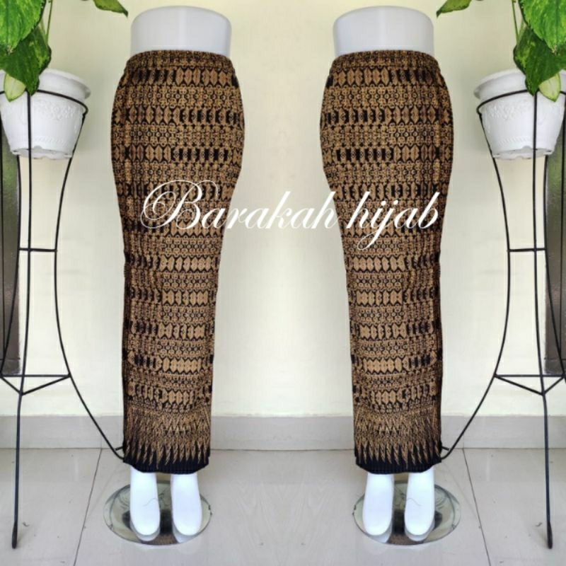 Rok Batik Kebaya Prisket Rapih Model Panjang 100 Cm Lingkar Pingan 140 Cm Motif Bawahan Tebal Rempel