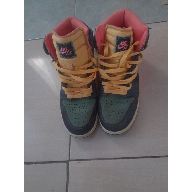 555088-201 Sepatu Air Jordan Retro 1 High Tokyo Bio Hack Original Sneakers Ukuran 39 No Box [ Second
