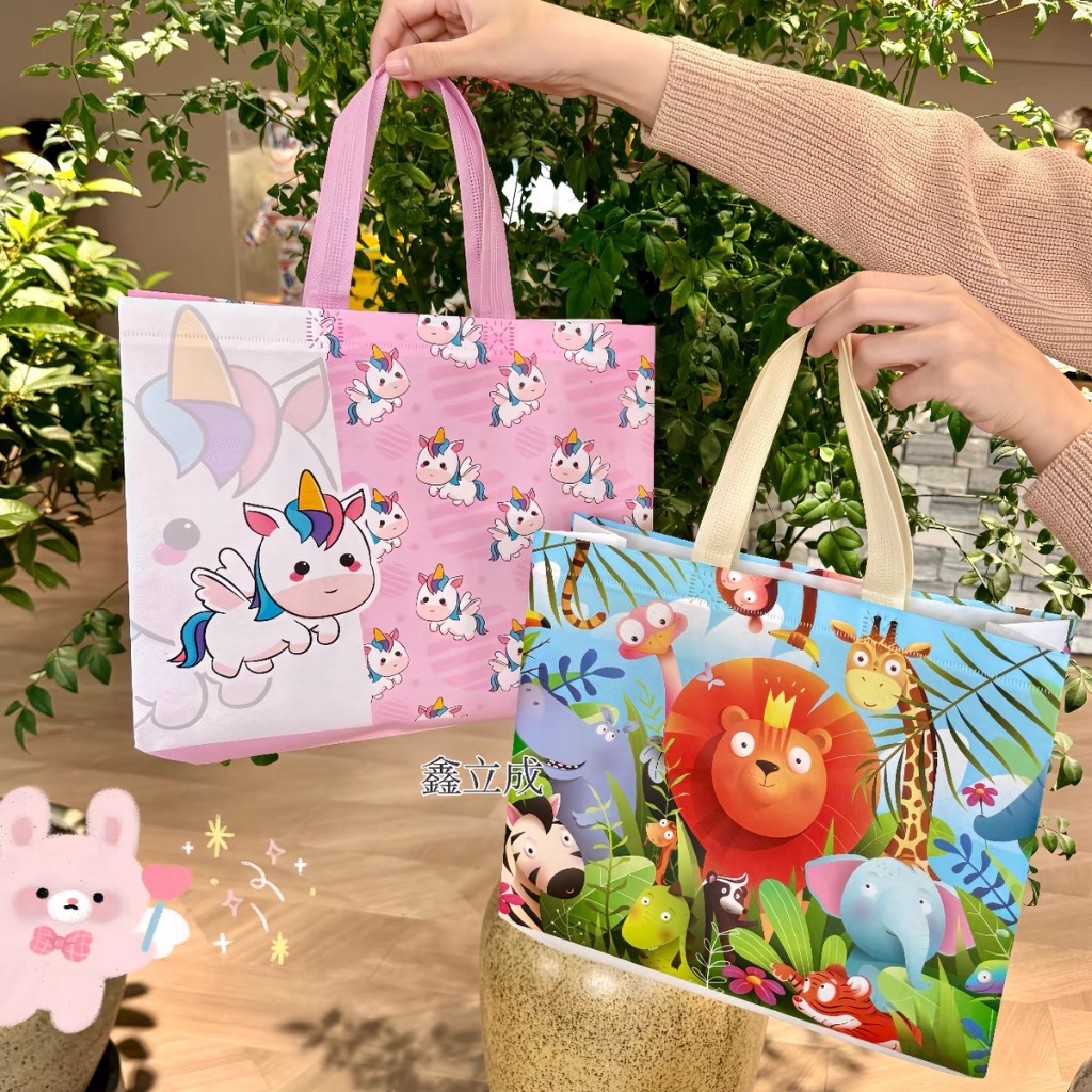 

Tas Belanja Goodie Bag Spunbond Tas Souvenir Ulang Tahun Anak Motif Kartun Premium Goodiebag Hampers souvenir WFB-A28/A31