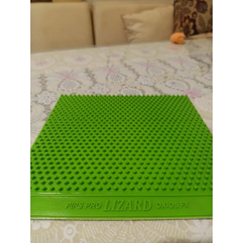 karet bintik panjang super block