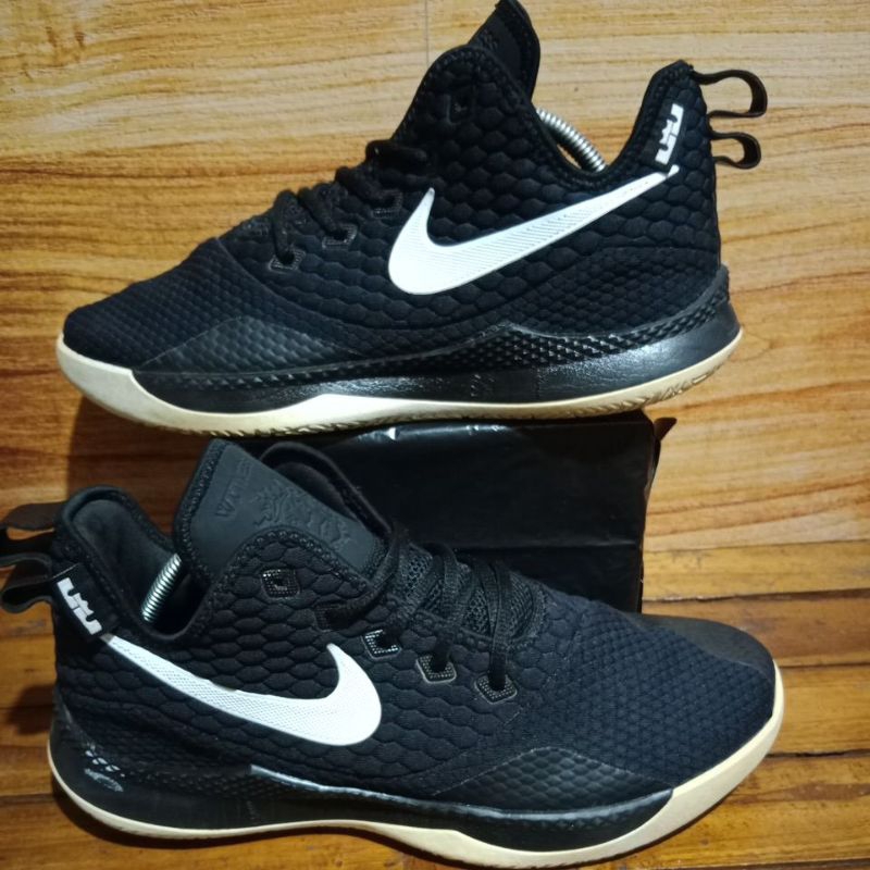 Sepatu Nike Lebron Witness 3 Black White Size 44