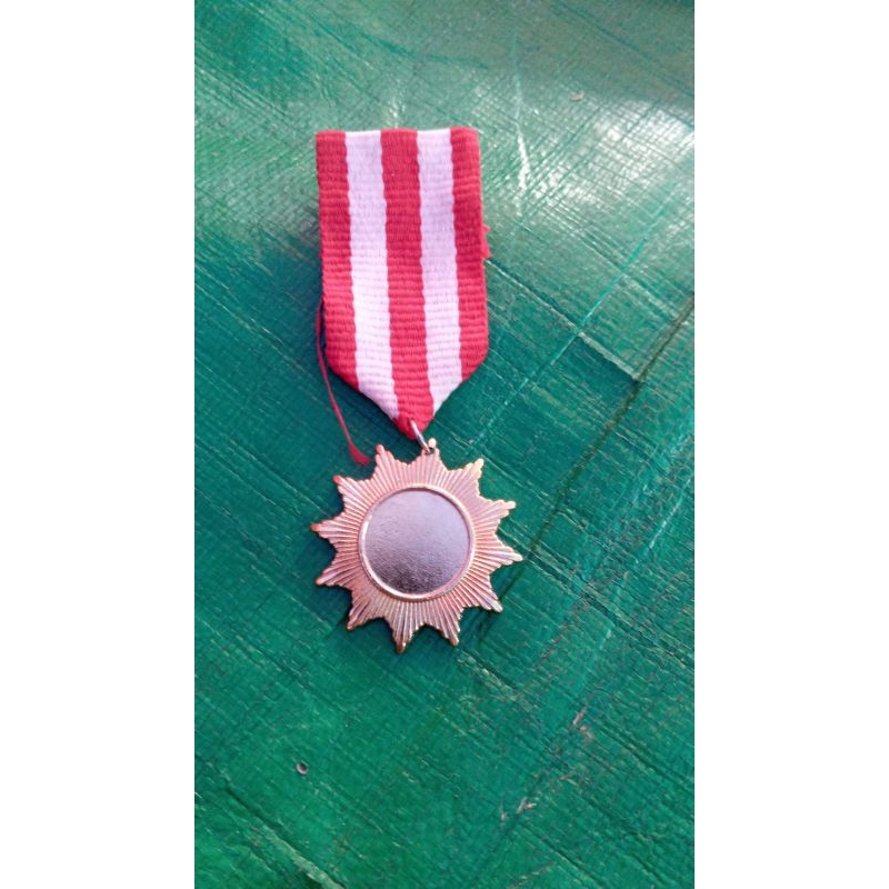 

tiska logam premium polos tanpa logo